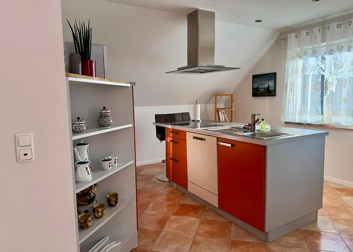 Eifeleule Apartament *